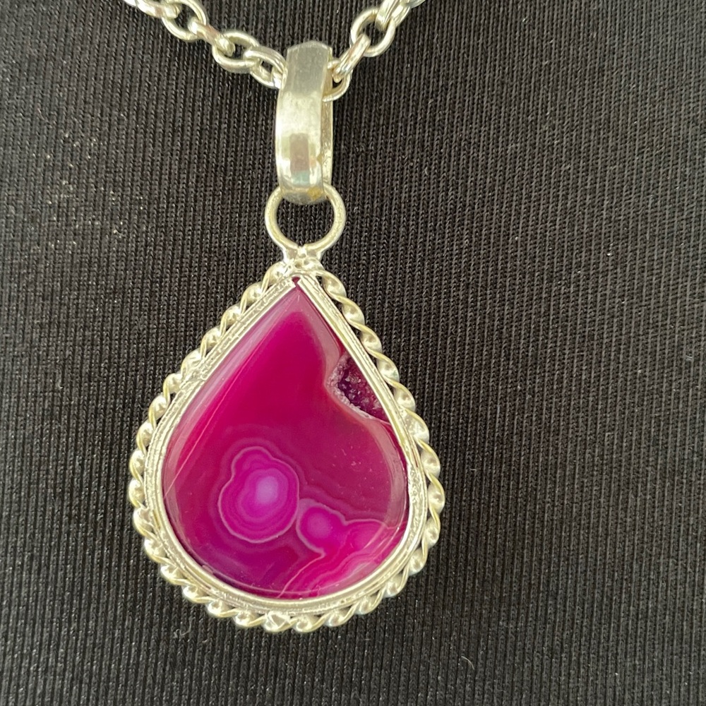 Pink Agate set in a Pear shaped Sterling setting on a 30” silver tone chain.